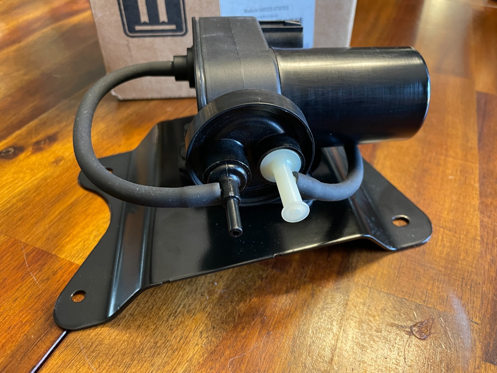 Mopar Electric Vacuum Pump for 2003-2004 Dodge Ram 2500/3500 5.9L, Ford 7.3/6.0L