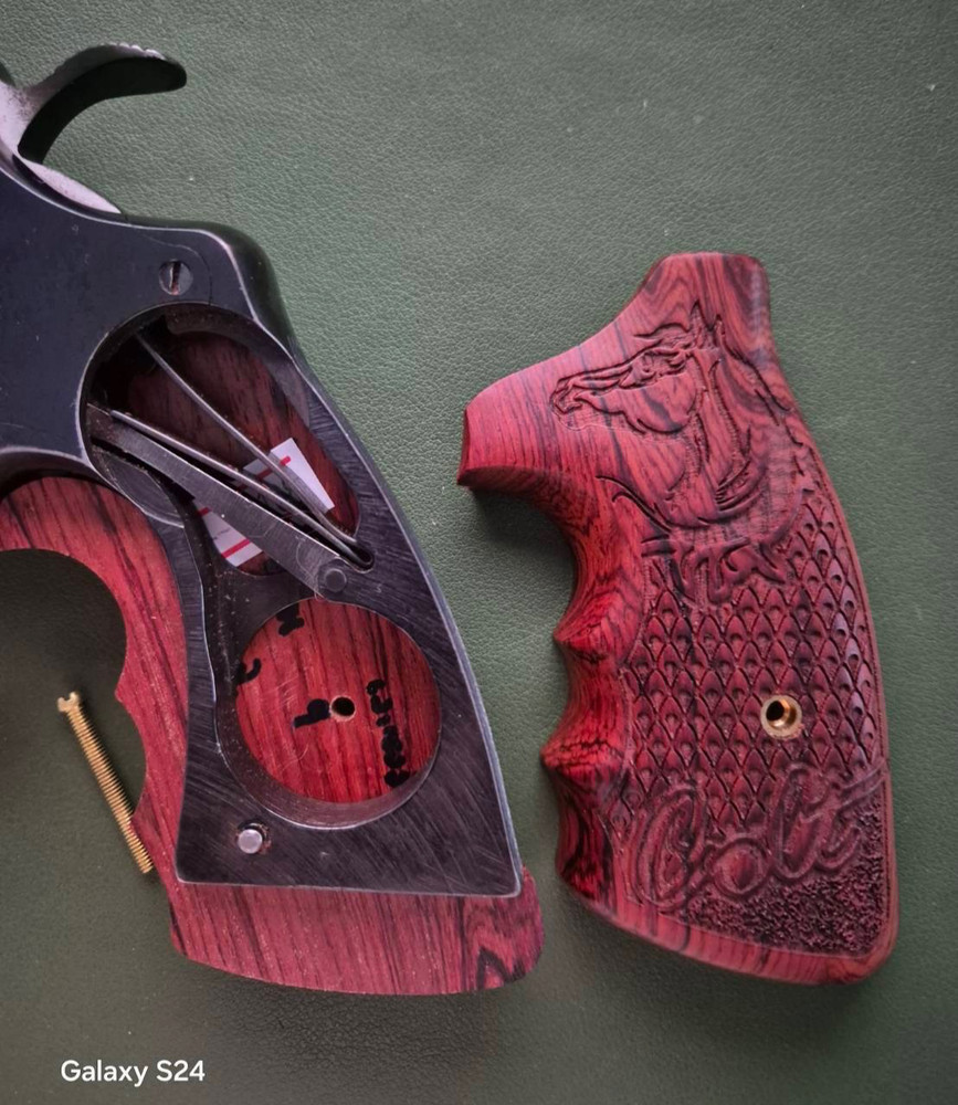 Colt Python grips Old or New E/I frame,Python re-designed 2020,Handmade Thailand