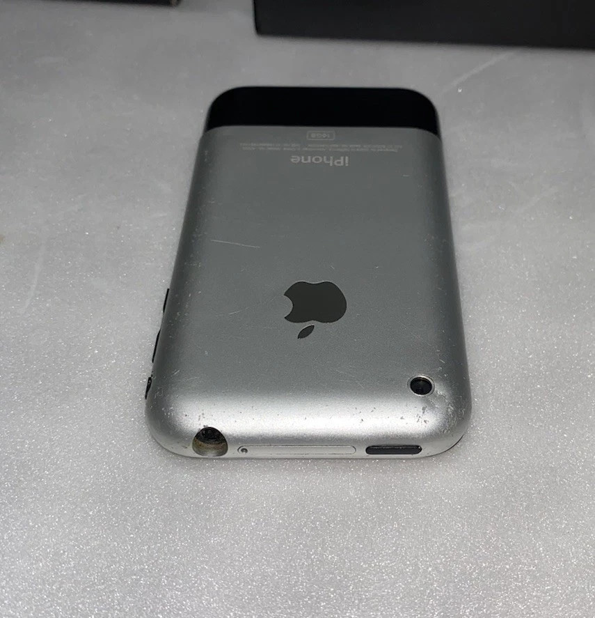 APPLE IPHONE 2G MB384LL 16GB 1 Generation With BOX & SIM AT&T USA Tested