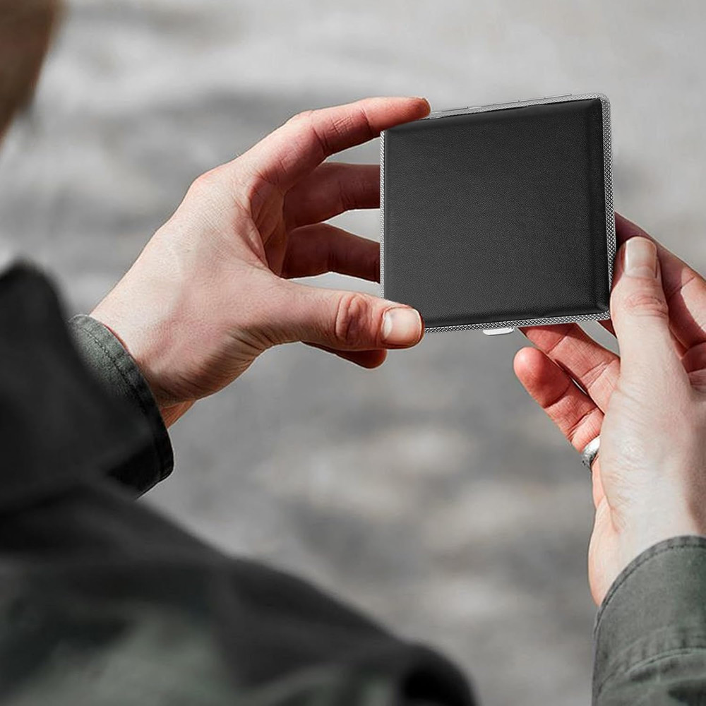 Leather Cigarette Case, Thin Metal Cigarette Case, 20 Capacity for Regular, Elas