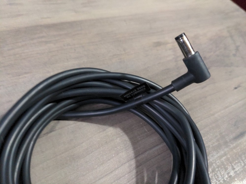 HTC Vive VR Base Station 1.0 Lighthouse & Power Adaptor & Mount & Hardware
