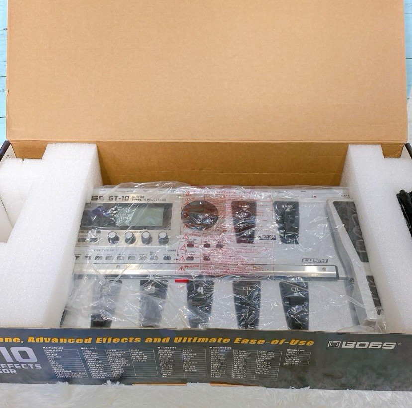 BOSS GT 10 guitar effects processor w/ box From Japan