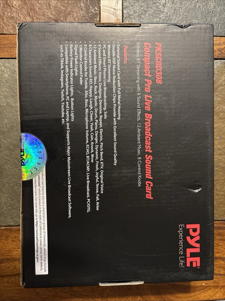 PYLE Compact Live Broadcast Sound Care