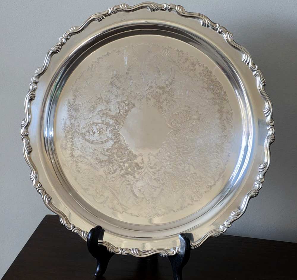 Oneida Georgian Scroll Silverplate Round Tray 12"