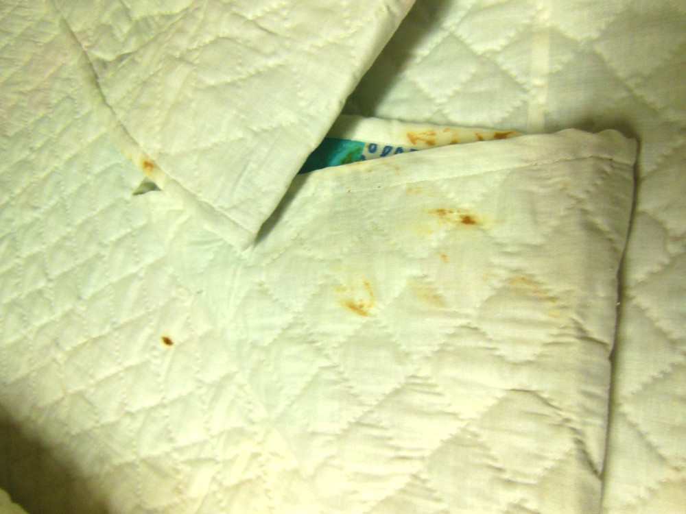 VTG UNUSED UNWASHED HAND & MACHINE STITCHED TINY PATCHWORK POSTAGE STAMP QUILT