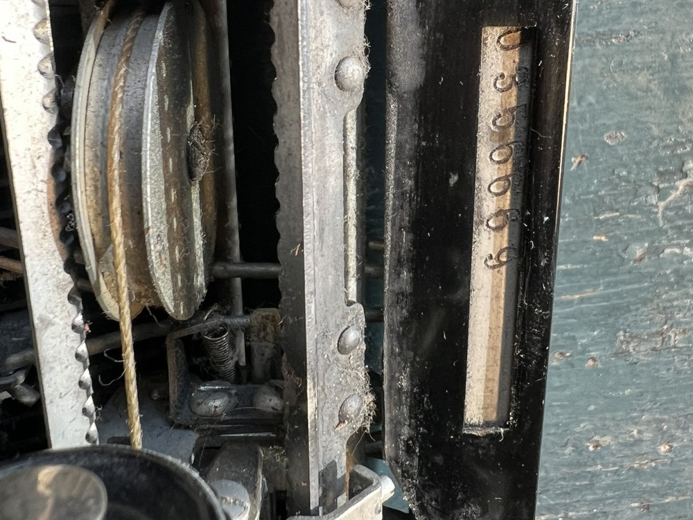 ANTIQUE 1930’s ROYAL TYPEWRITER