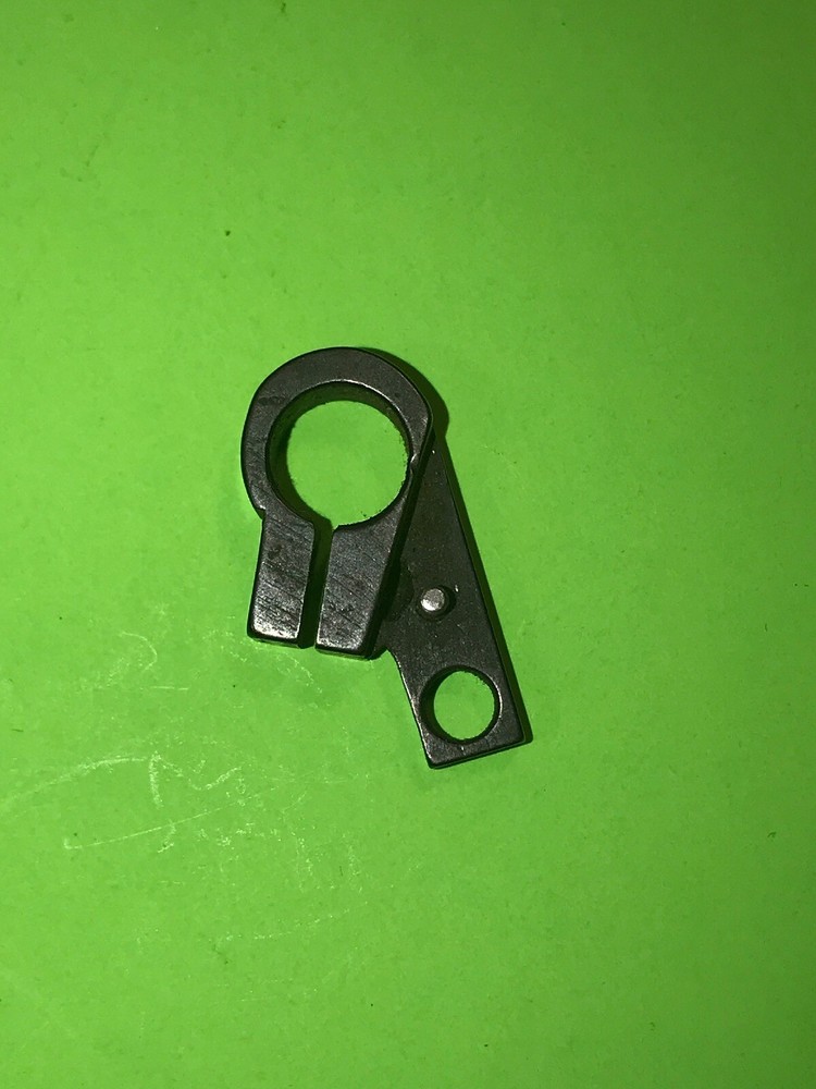 *USED* SINGER LOOPER HOLDER 143482 *FREE SHIPPING*