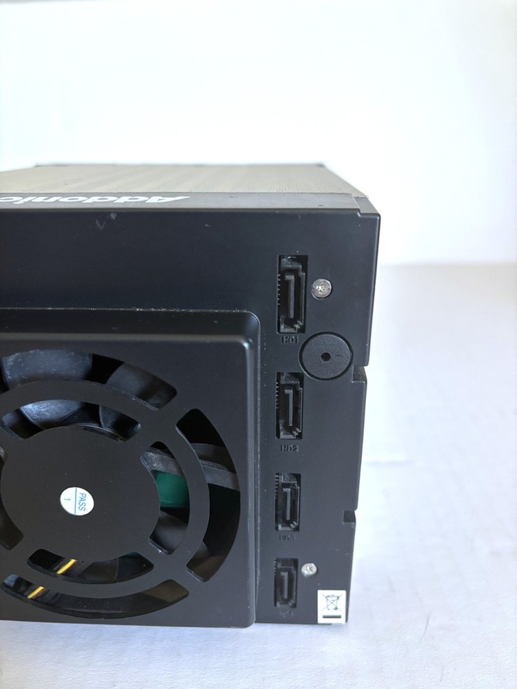 Addonics 4 x 3.5" hot-swappable Disk Array & Adaptec 1000-16i HBA controller