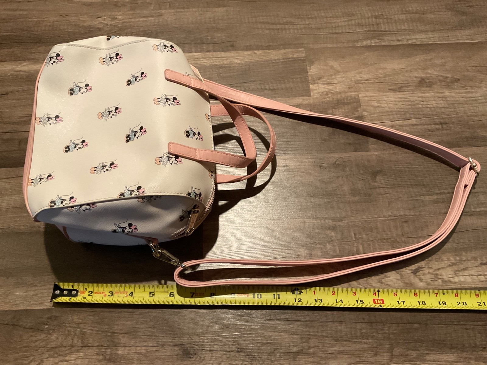 LOUNGEFLY DISNEY MINNIE MOUSE ALL OVER PRINT HANDBAG TOTE & WALLET SET