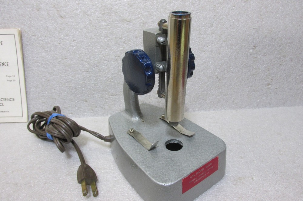 VINTAGE GENERAL SCIENCE SERVICE MODEL M100 LIGHTED MICROSCOPE w/ INST & ORIG BOX