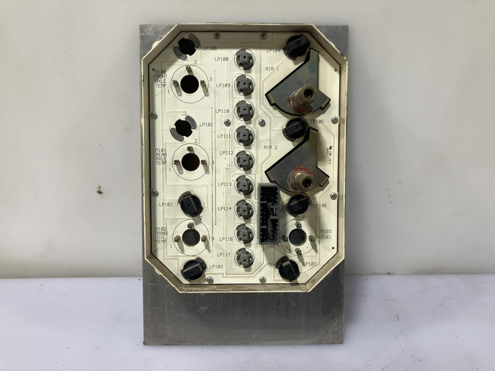 International 9400 GAUGE Dash Panel - Used