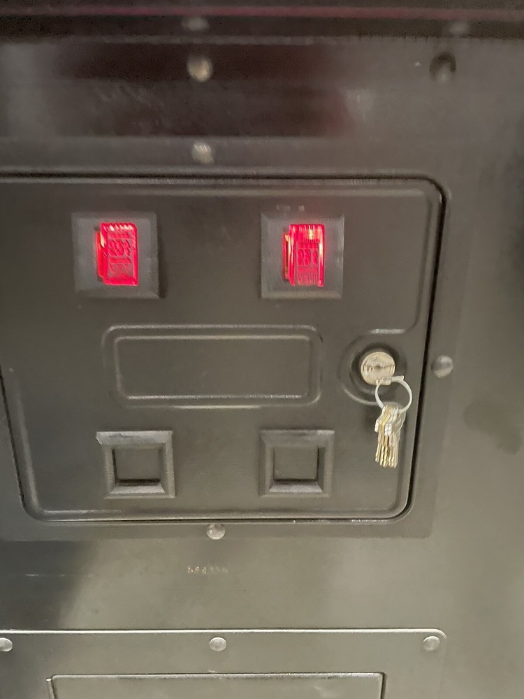 STARTGATE ARCADE MACHINE by WILLIAMS (Excellent Working Condition)