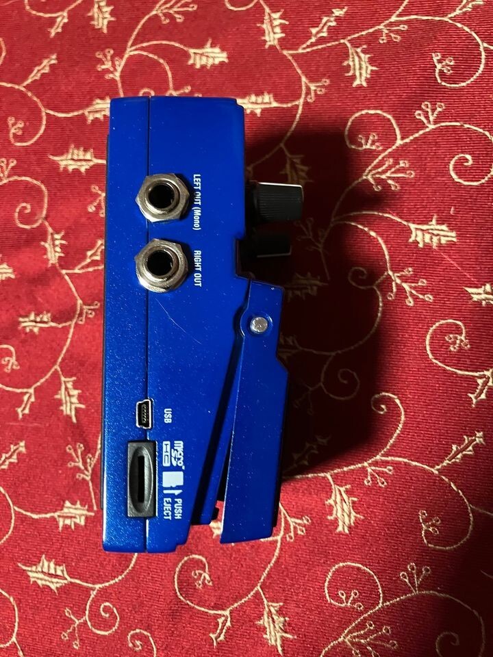 Digitech JamMan Solo XT Looper and FS3X Footswitch Bundle