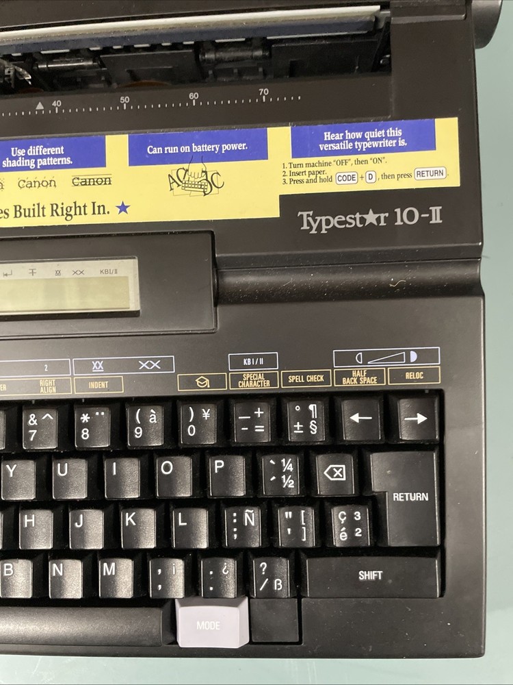 1989 Typestar 110 Portable Electronic Typewriter/Word Processor/Untested