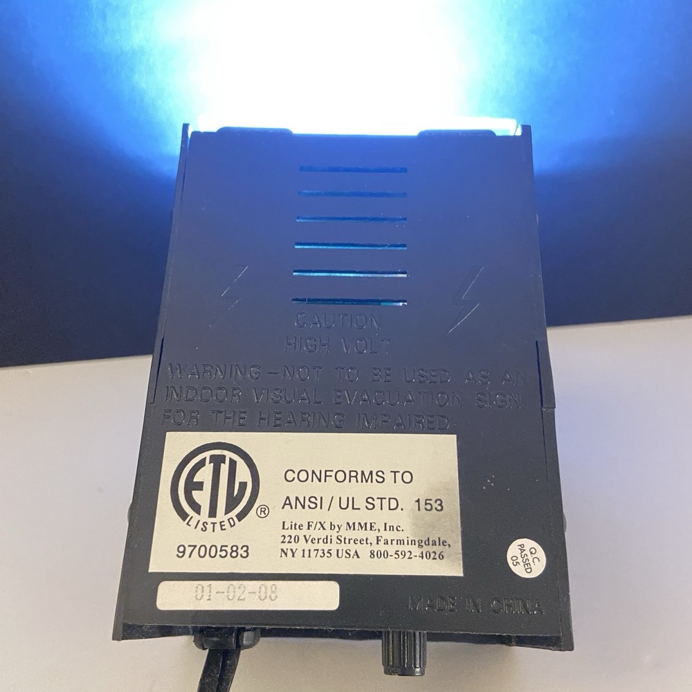 Lite F/X Classic Strobe Light Model 1822 Variable Flashing Speed