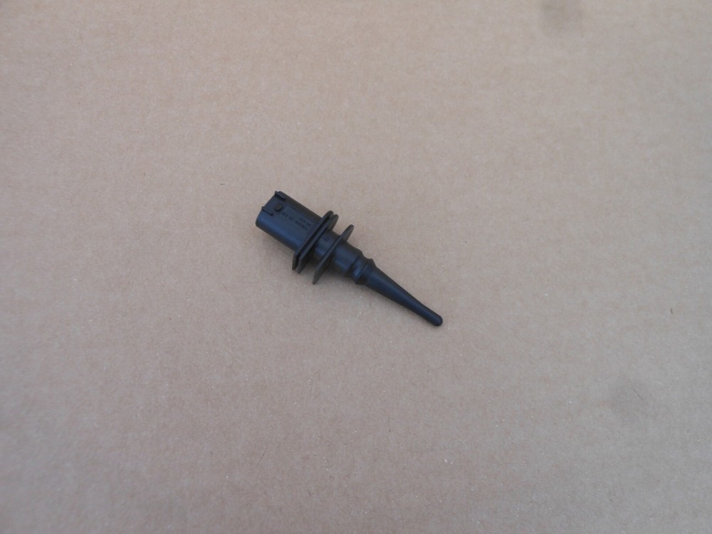 2015 BMW F800R ABS – Outside Temperature Sensor