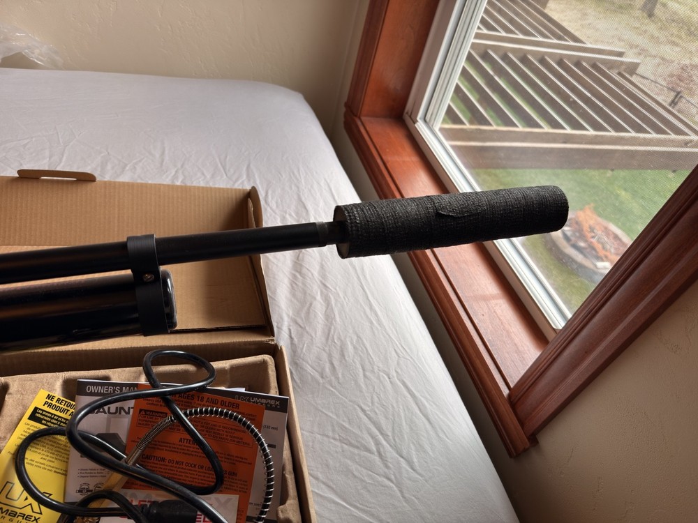 Umarex Gauntlet PCP SL30 Bundle! (TOAUTO, Assorted Pellets, Bipod, Moderator)