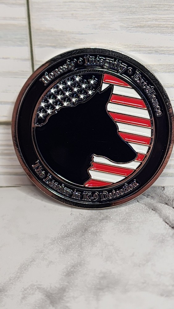 RARE AUTHENTIC AMK9/ACADEMI CHALLENGE COIN-EXCELLENT CONDITION