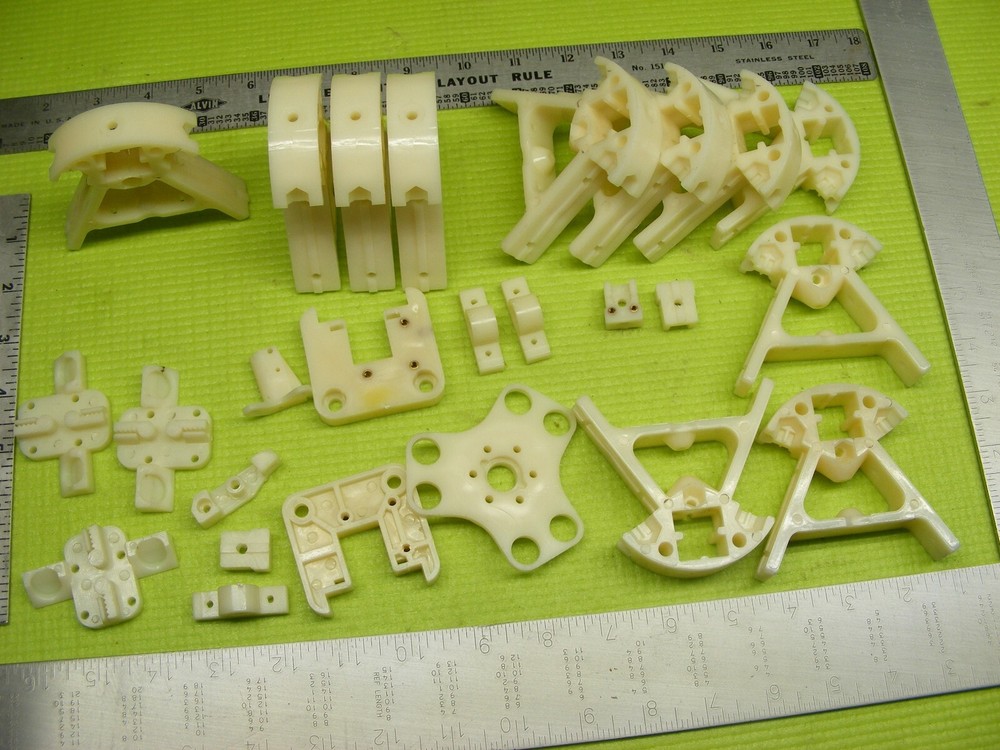 39 KOSSEL DELTA WHITE BLACK PLASTIC KIT SET CORNER FITTING FRAME VERTICAL BASE