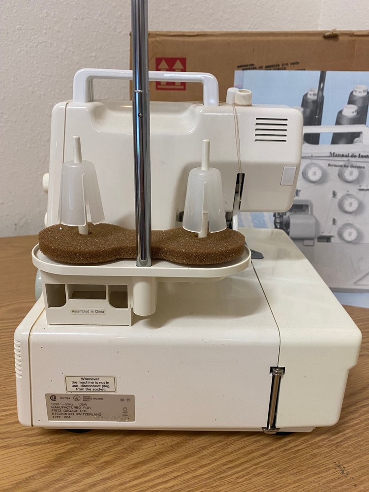 Bernina Bernette FunLock 004-D Serger Sewing Machine with Tools / Original Box