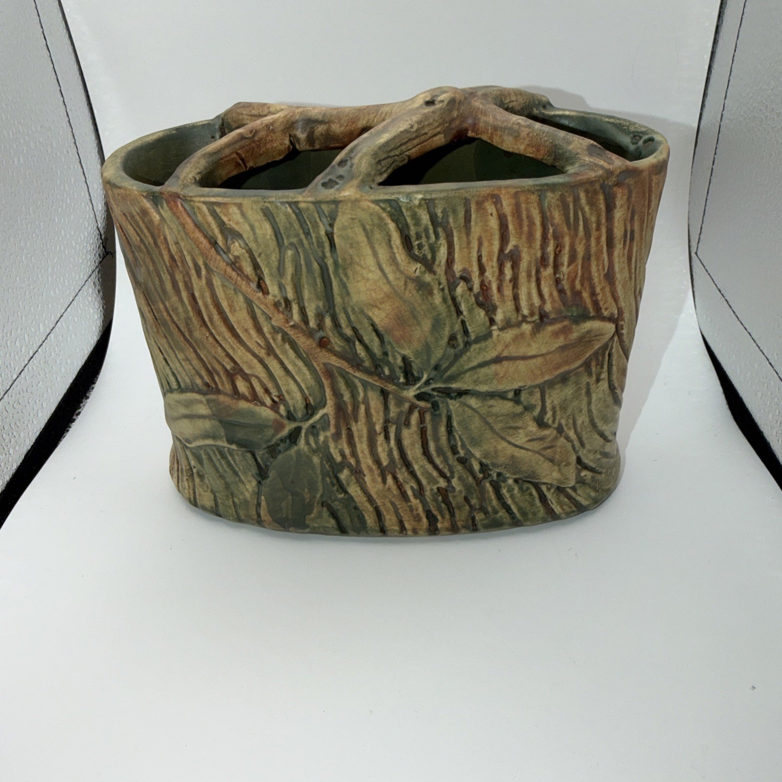 Weller Pottery Woodcraft Three Fox in A Log Planter, 1920s, Nice Condition