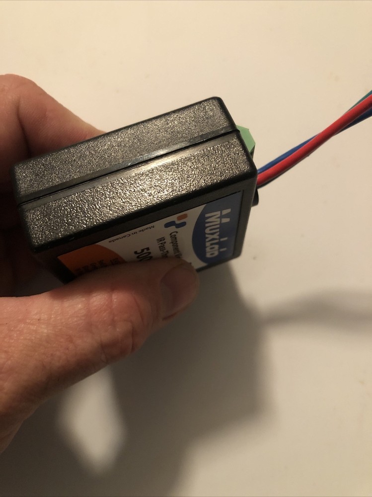 MuxLab 500054 Component Video/ IR Pass-Thru Balun Module With RJ45