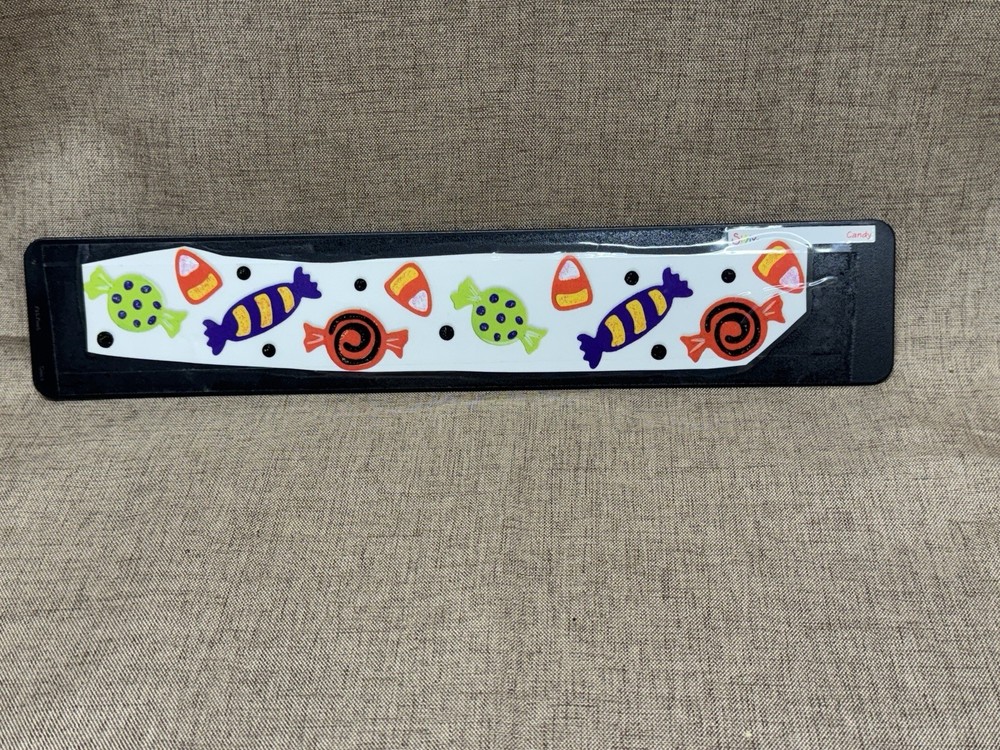 Sizzix Decorative Strip Die - Candy - Halloween, Candy Corn