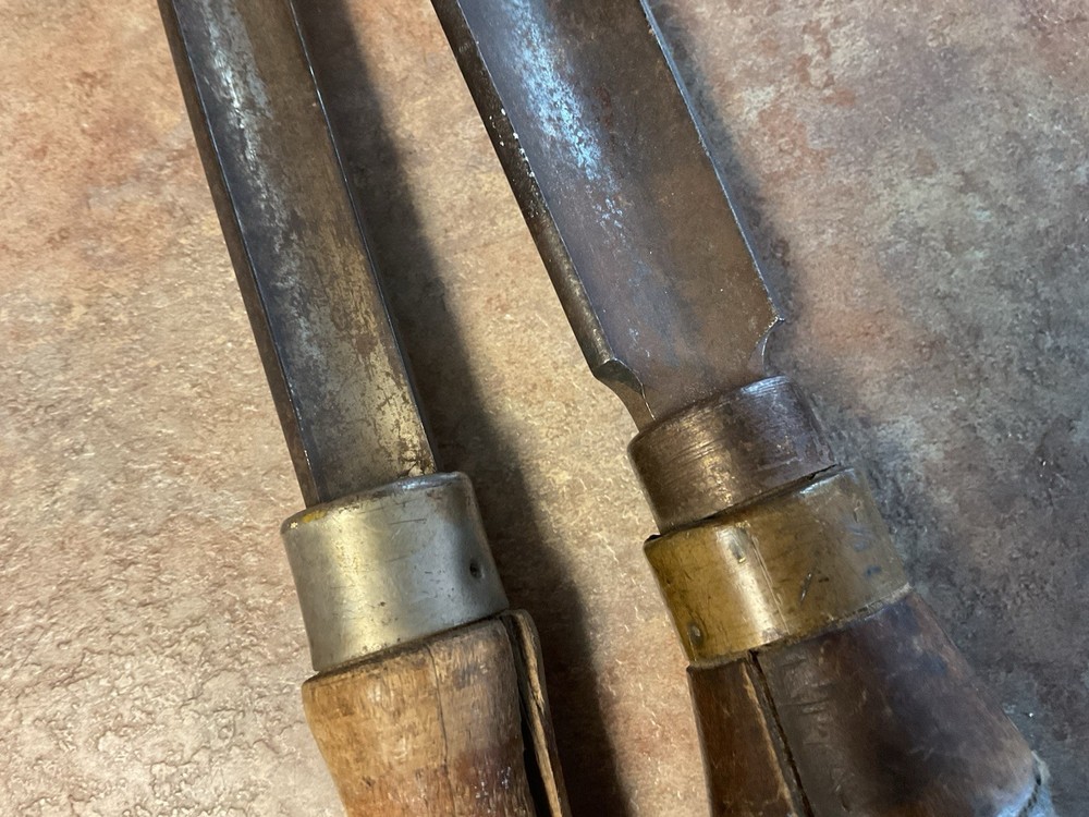 Woodworking Gouges Lot Of Two Unbranded Used