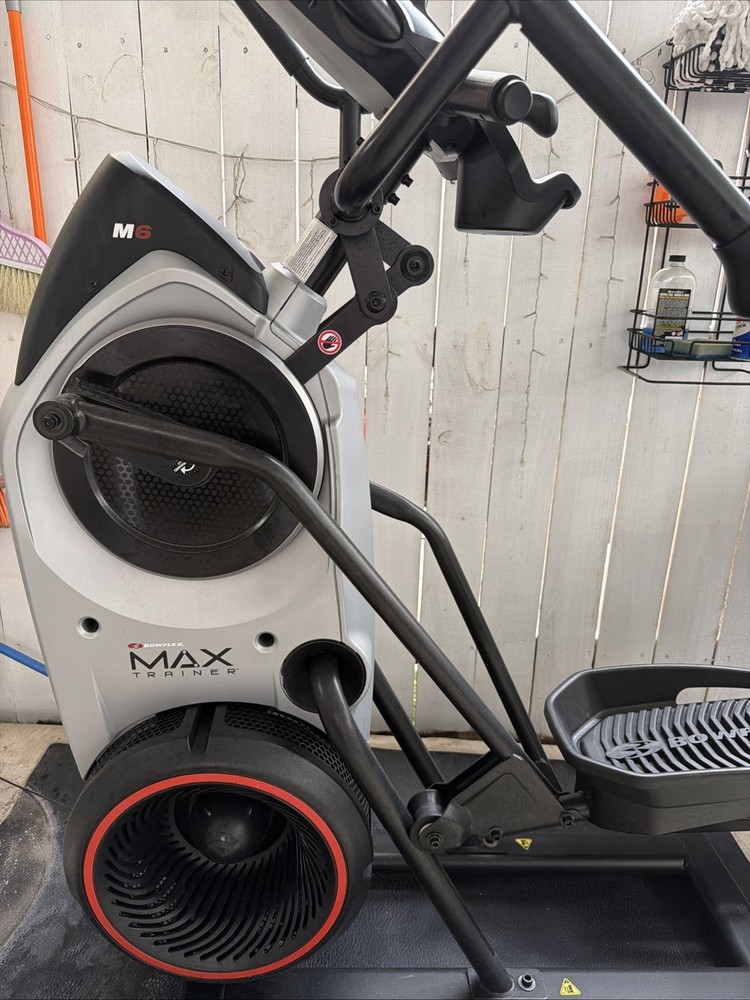 Bowflex Max Trainer M6