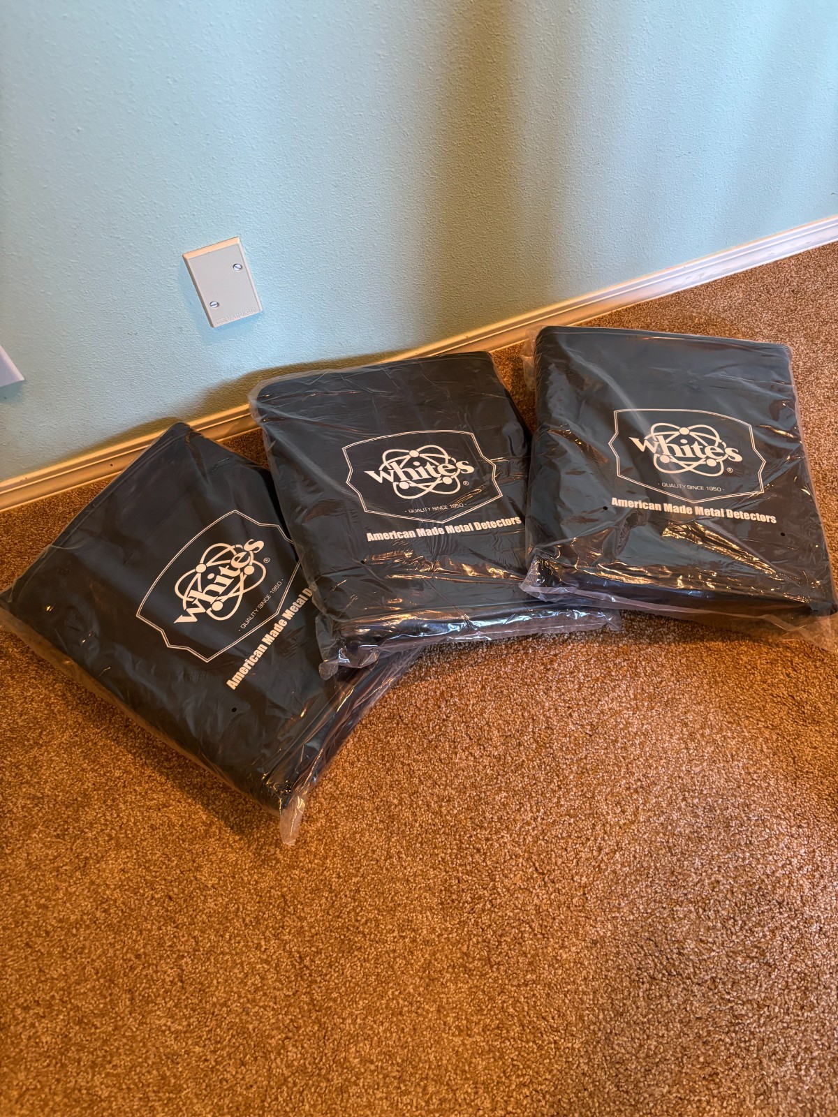 3ea White's Gun Style Padded Carrying Cases for metal detectors or other items.