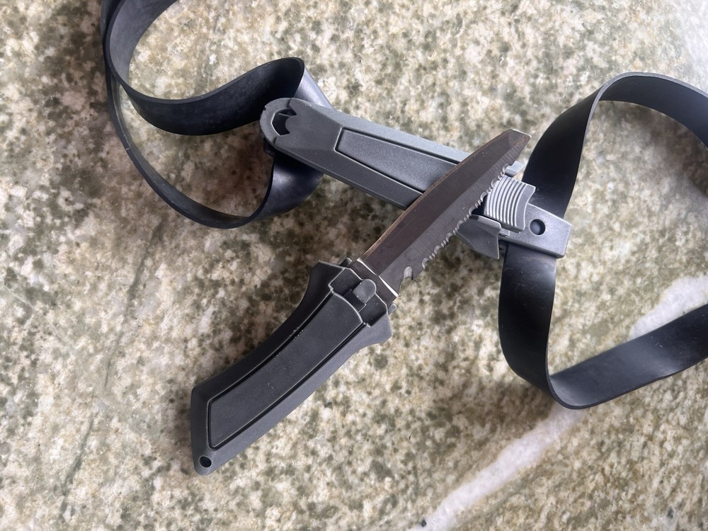 Dive Knife