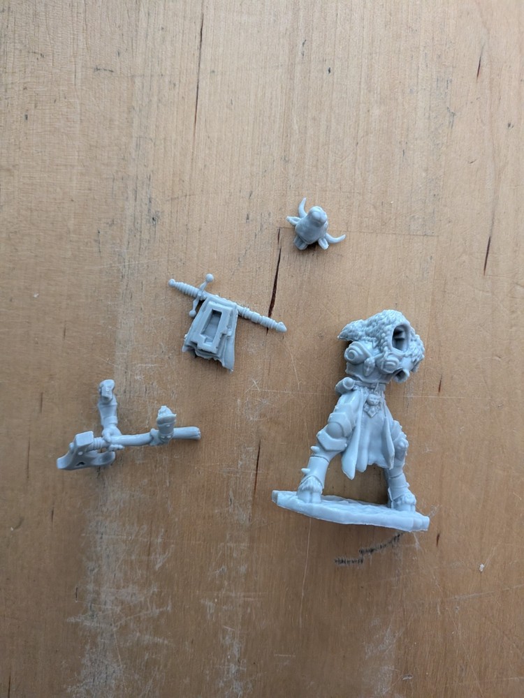 Reaper Bones 4 Female Minotaur