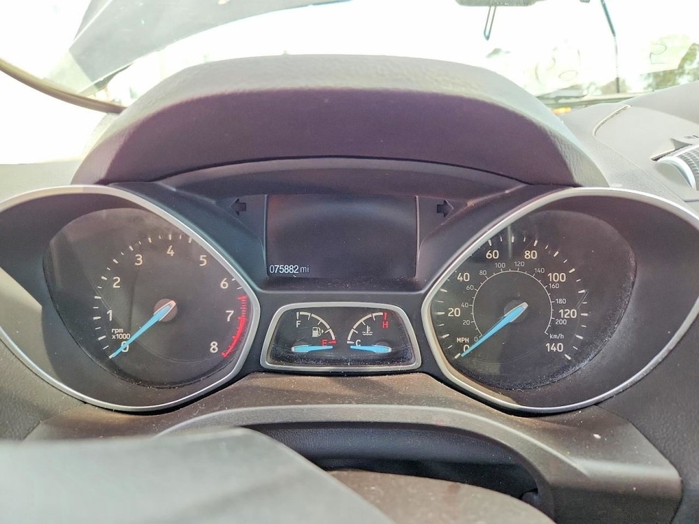 RIGHT FRONT SPINDLE KNUCKLE OEM 13-19 FORD ESCAPE