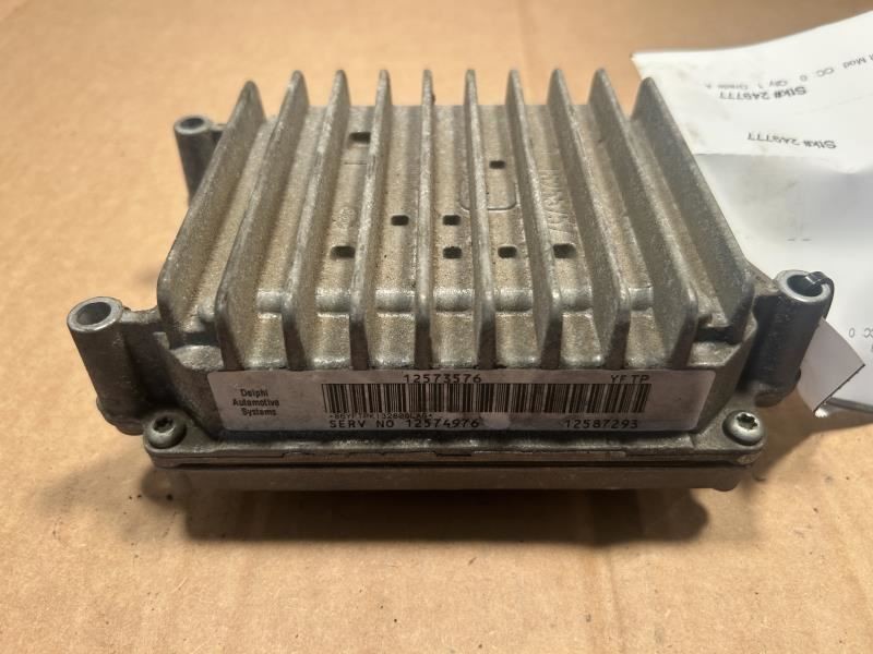 TRAILBLAZ 2004 Fuse Box Cabin 6535
