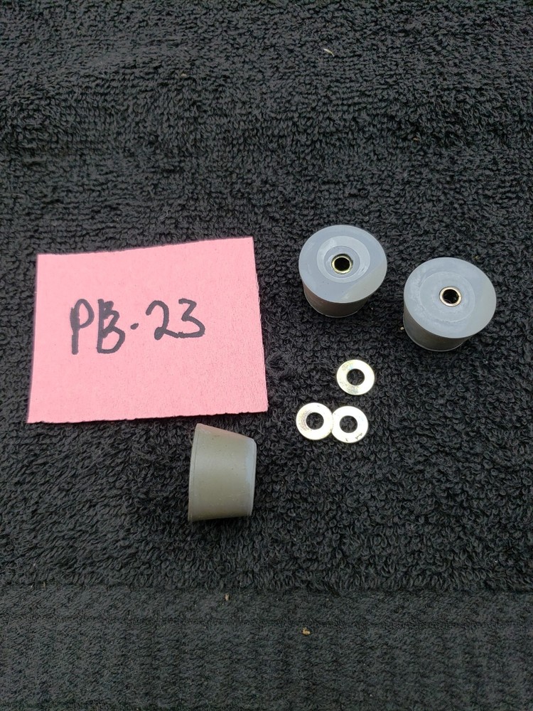 3 rubber Feet only for Breadman Bread Maker Machine Model TR700