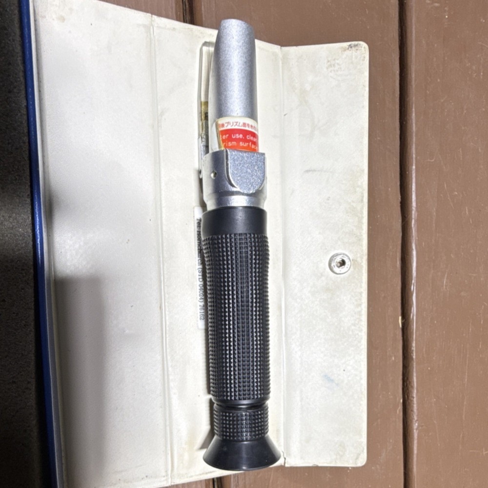 ATAGO MASTER-10M Handheld Refractometer Biological Laboratory Analysis