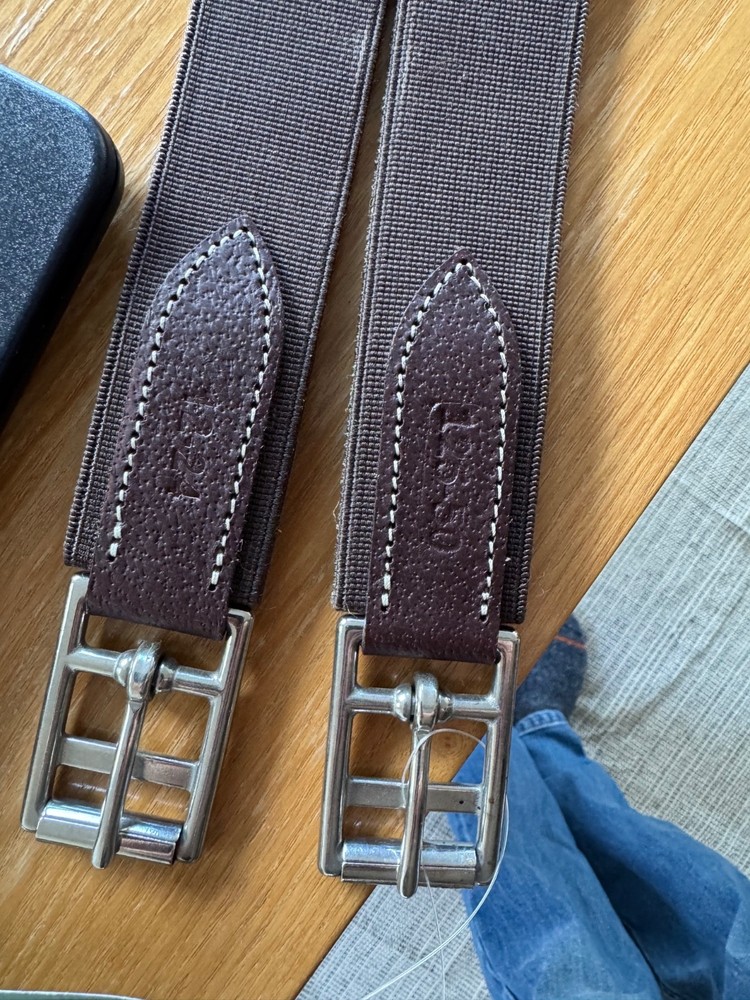 BNWT Devoucoux Allure Hunter Girth - 50" - 125 CM