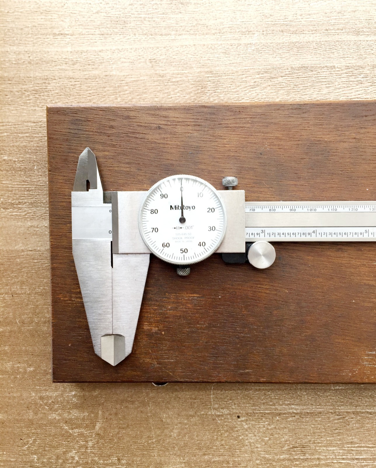 Mitutoyo Dial Caliper 12" Calibrated 505-645-50 .001" With Case Made In JAPAN