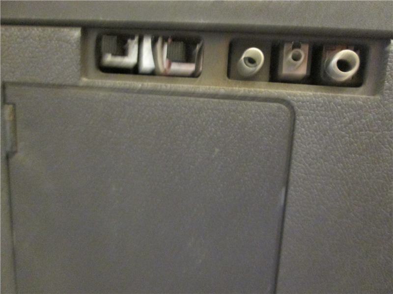 Bell & Howell Ringmaster Sound Slide Projector Model: 799B