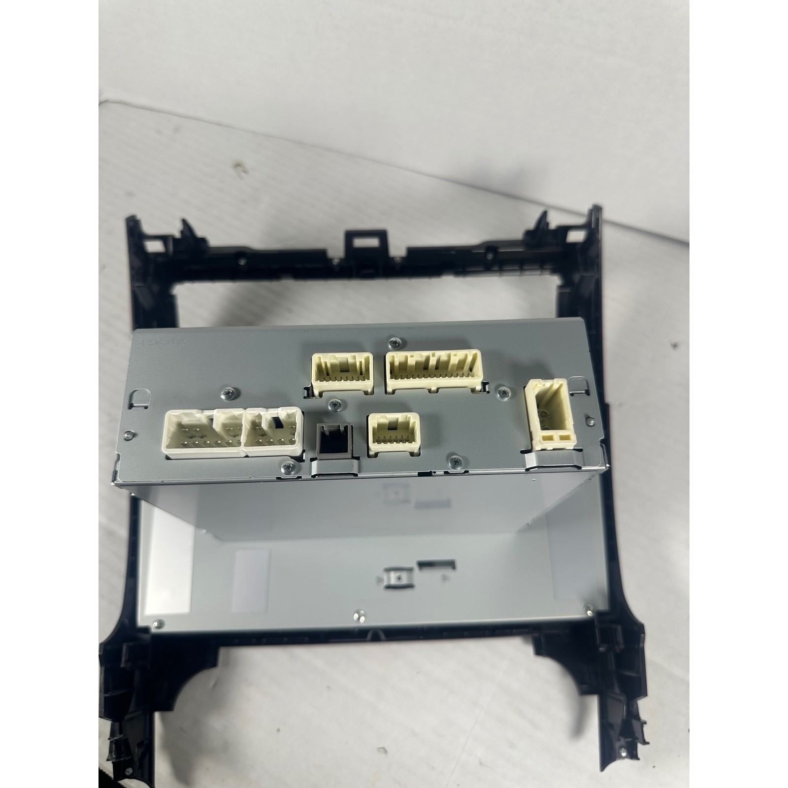 Toyota Camry Navigation Touchscreen CD Player GPS Radio 86140-06010 2012 2013