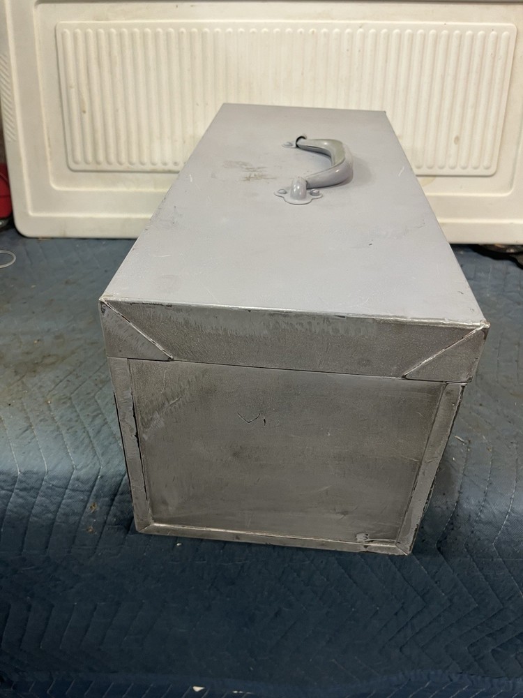 Vintage Snap - On Tool Box KR 25A