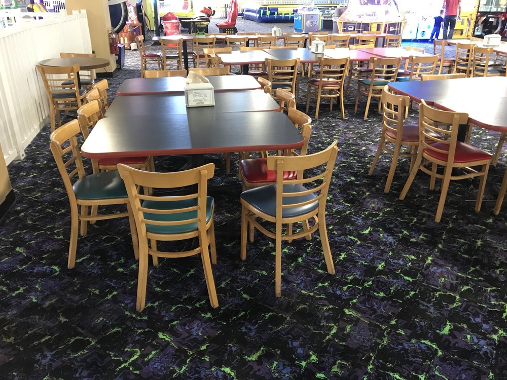 Tables/Chairs Set