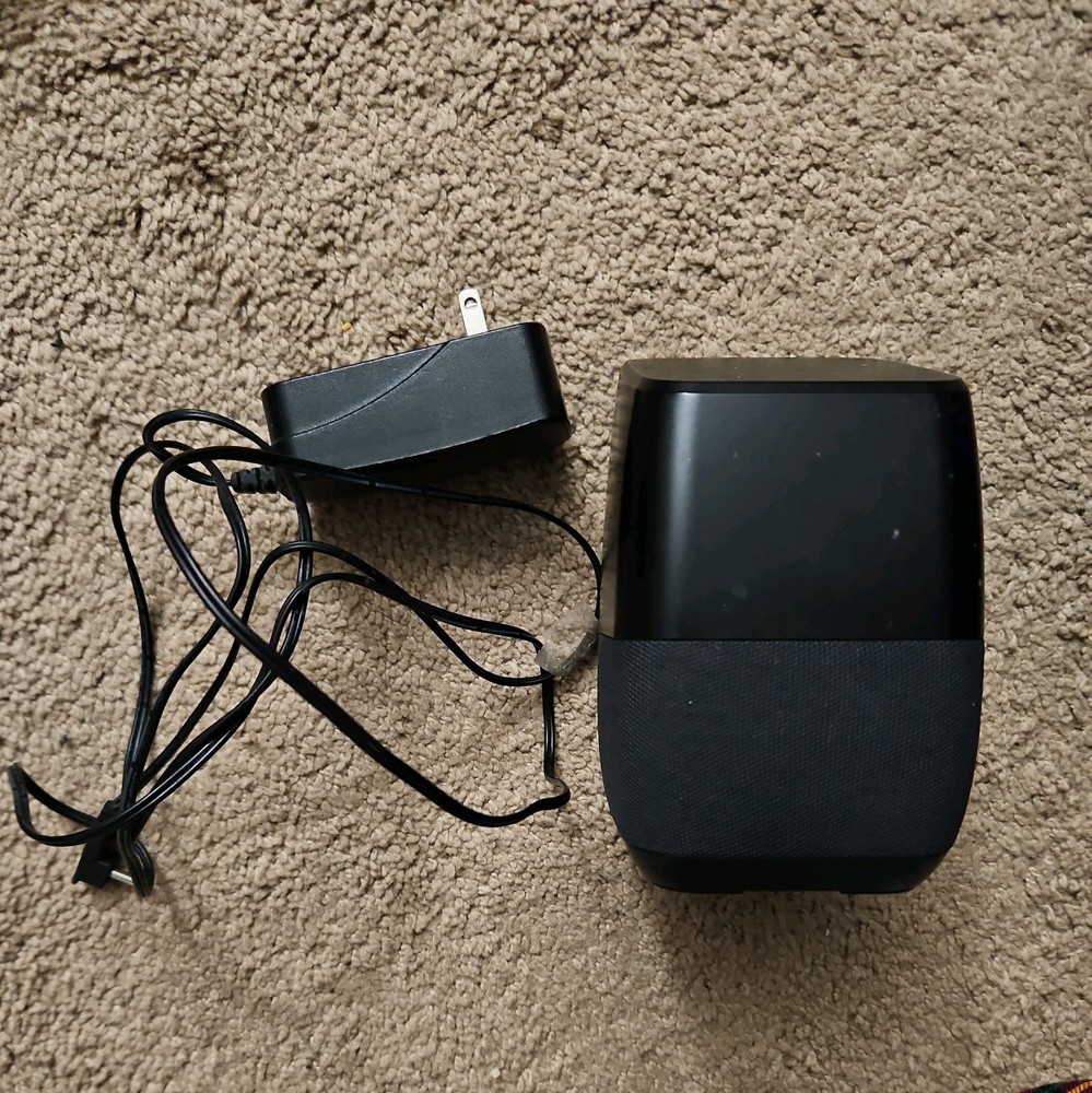 Insignia Voice Smart Bluetooth Speaker w/ Google Assistant - Model NS-CSPGASP