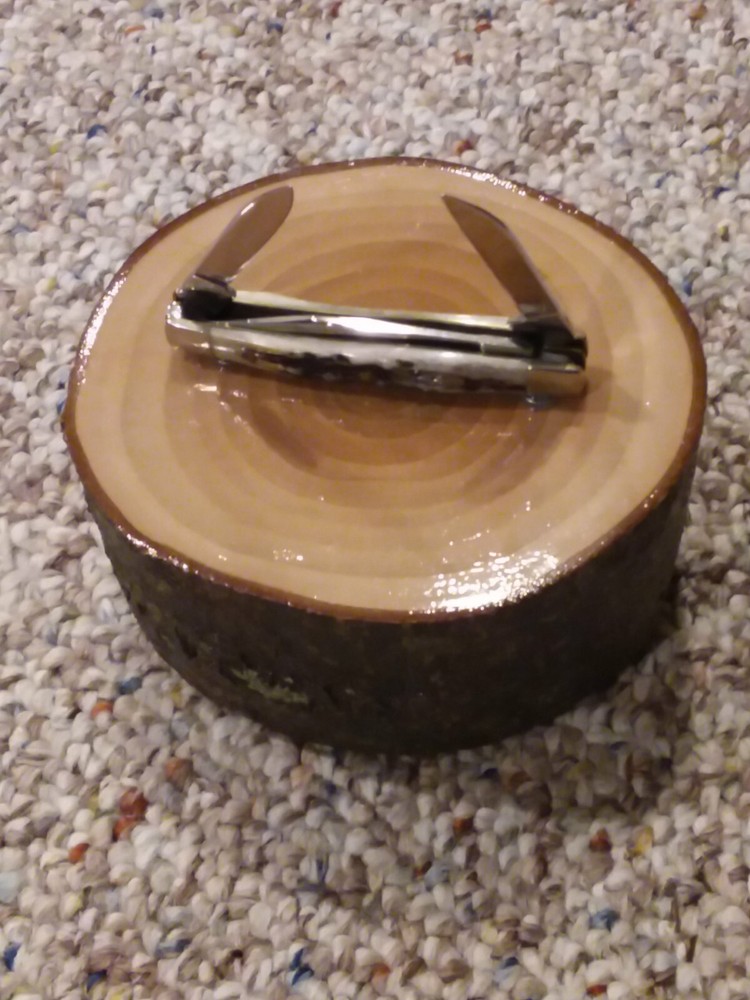 KNIFE DISPLAY STAND, SOLID PEAR WOOD