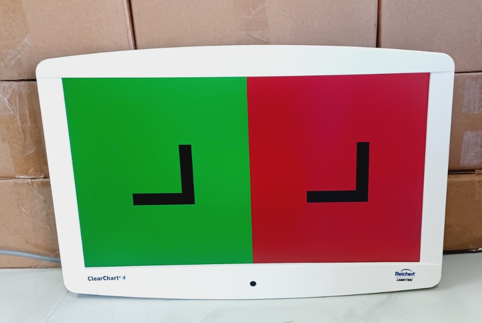 Reichert ClearChart 4 Digital Acuity System used