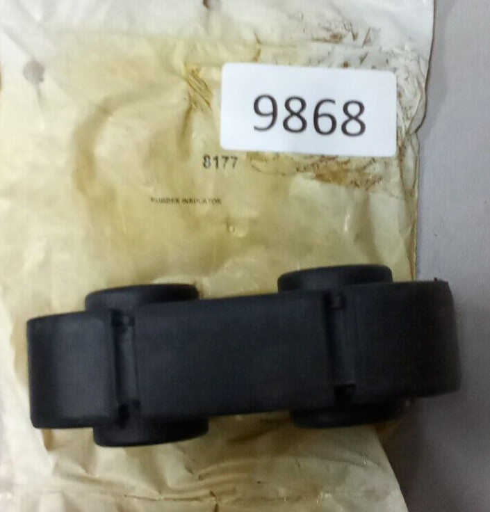 Rubber Hanger Insulator PN 8177