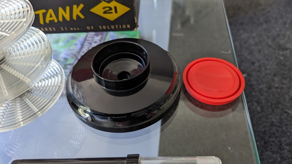 NEBRO 21 Developing Tank - Boxed