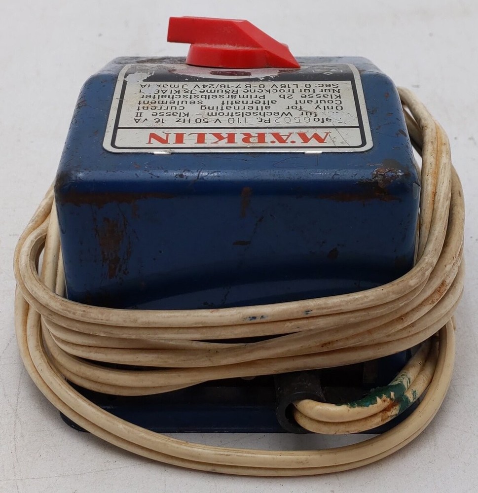 Marklin 6502 HO Scale 110 Volt Transformer/Box