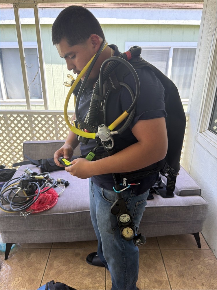 scuba diving gear