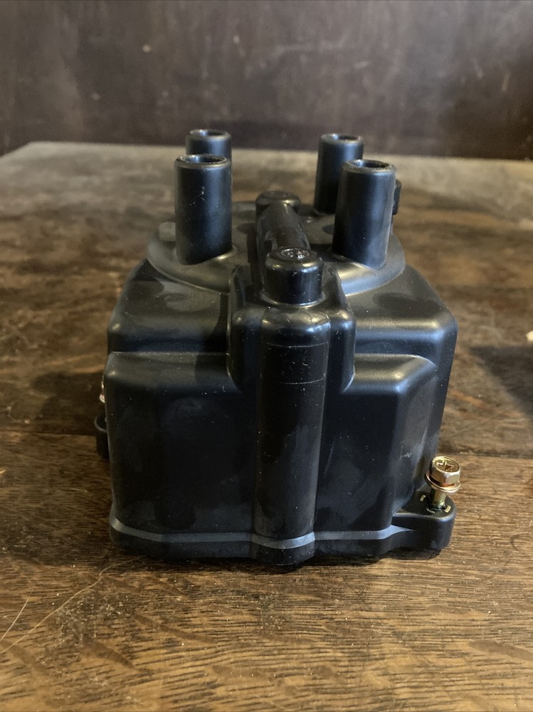 NOS Distributor Cap ACDelco E353A